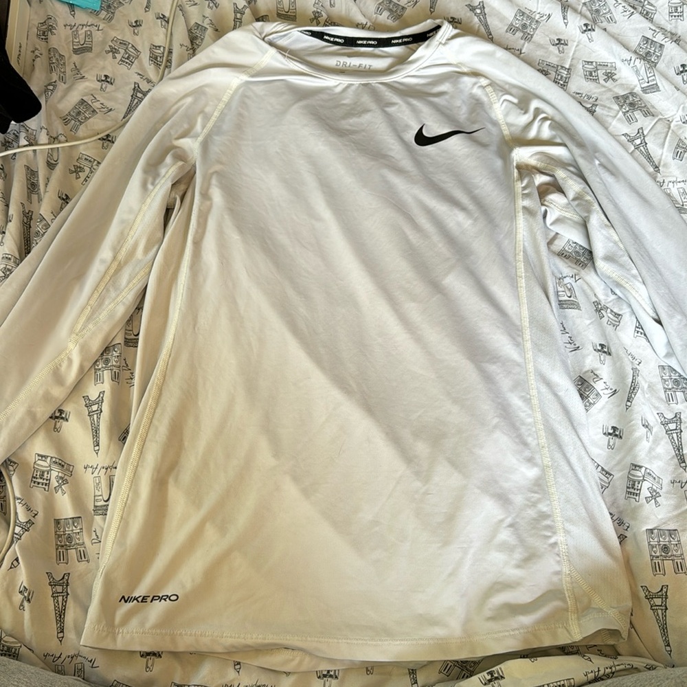 Nike Pro dry-fit Long sleeve